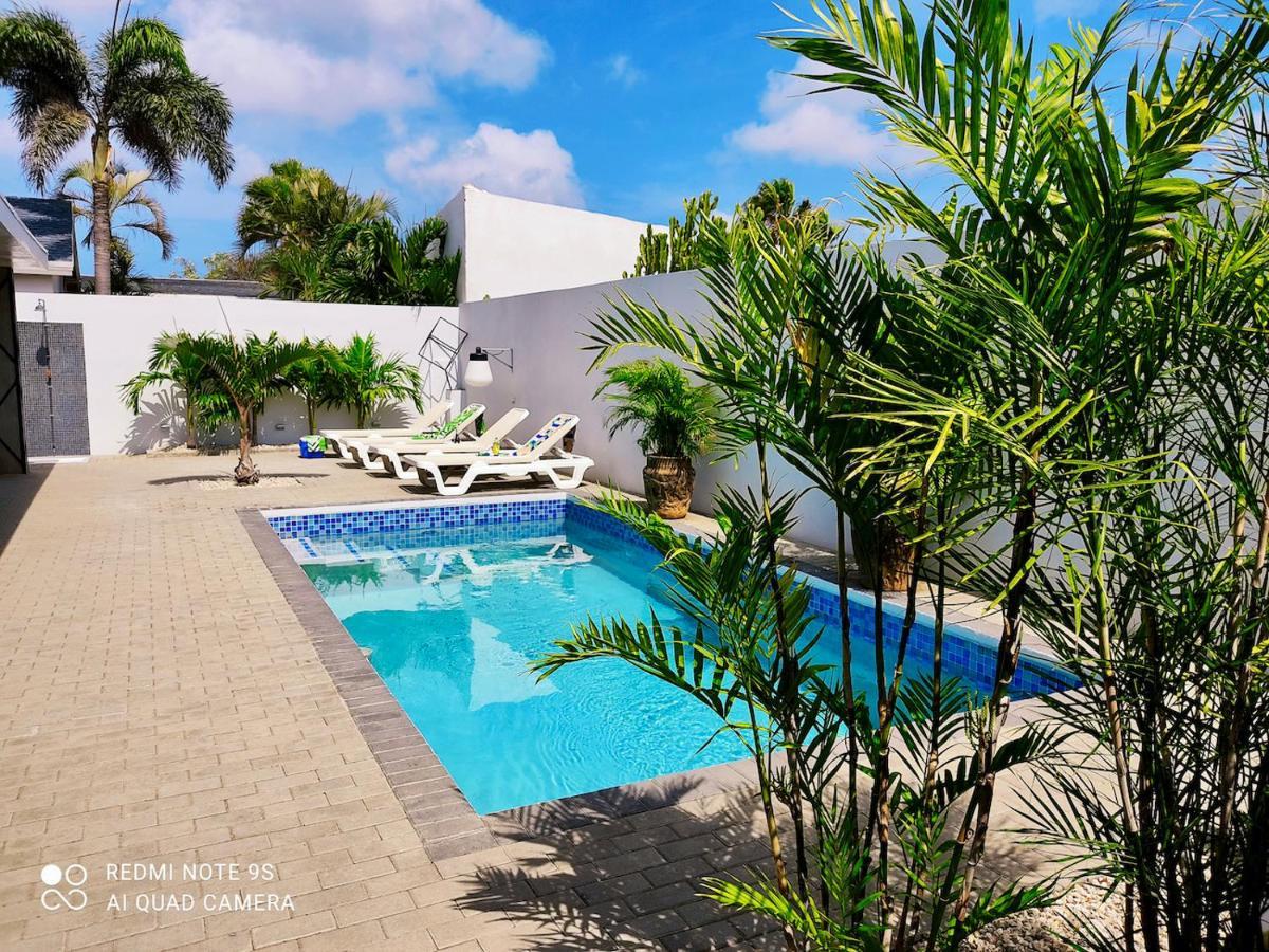 Studios 11And11Aruba Παλμ Μπιτς Εξωτερικό φωτογραφία